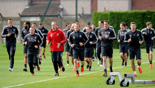 德甲战报：曼卡、斯基默破门，海登海姆2-1战胜弗赖堡（德甲：曼卡、斯基默建功，海登海姆2-1力克弗赖堡）