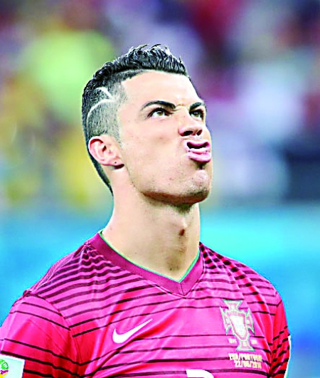 切尔西的痛：26岁菲利克斯19场造22球，进球数压C罗+领跑射手榜（切尔西的遗憾：26岁菲利克斯19战造22球，进球数力压C罗并领跑射手榜）