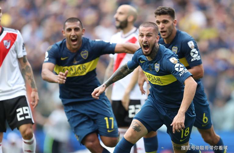 李镇全：战越南下半场我们出现了体能问题；踢韩国要全力以赴（李镇全：战越南后45分钟体能下滑；对阵韩国将拼尽全力）