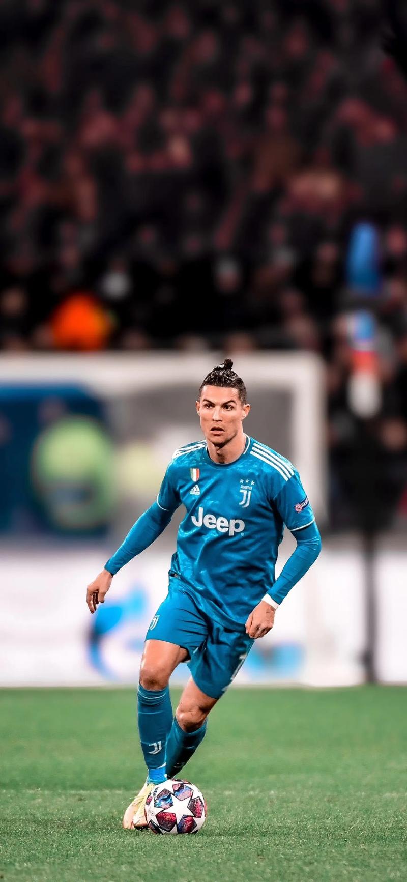 克氏之子的重生之路：从天才少年到隐形人再到巴萨青训新星（克氏之子的逆袭轨迹：从天才少年到默默无闻，再到巴萨青训新星）