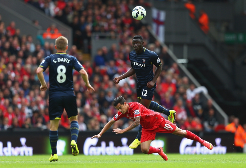 曝曼联愿1亿签安德森，不惜代价与曼城抢人！拉爵力挺阿莫林加速重建（传曼联愿砸1亿签安德森，誓与曼城抢人；拉爵力挺阿莫林推动重建提速）