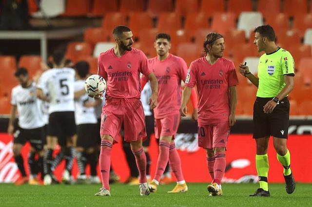 安切洛蒂：皇马的比赛我都看了；C罗肯定会达成千球成就（安切洛蒂：我已看完皇马所有比赛，坚信C罗必达千球里程碑）